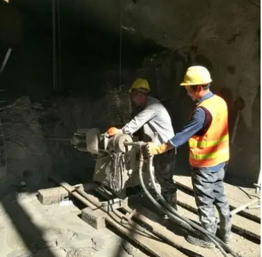 祁县水下抗分散灌浆料特点 水下不分散注浆料介绍